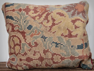 2263 Portugal Pillow 01'07"X01'11"